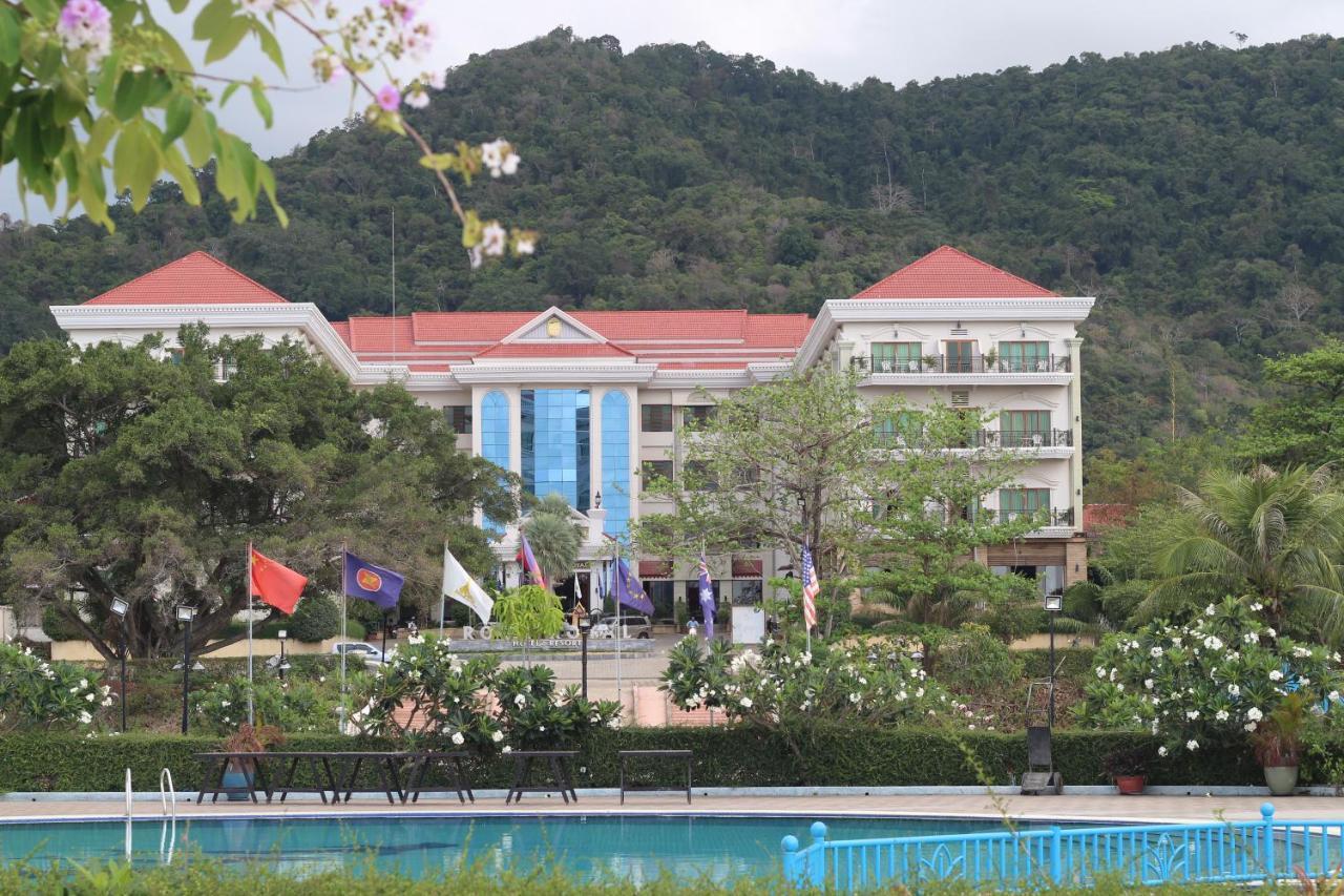 Rock Royal Hotel & Resort Kep Exterior foto